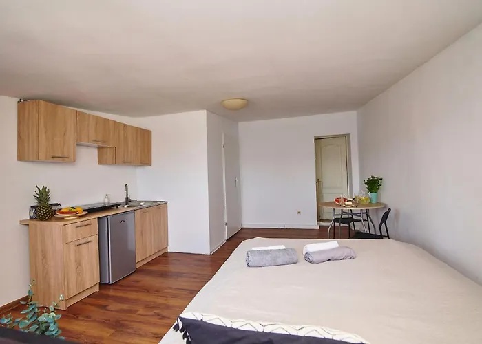 Regem Warynskiego Warszawa