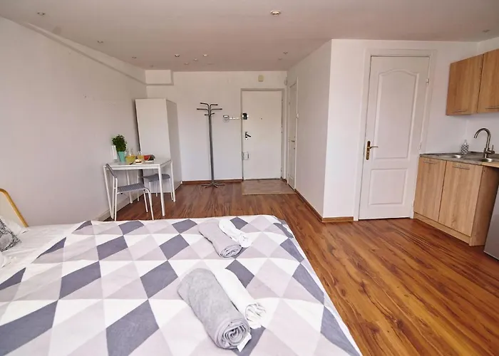 Regem Warynskiego Lägenhet Warszawa